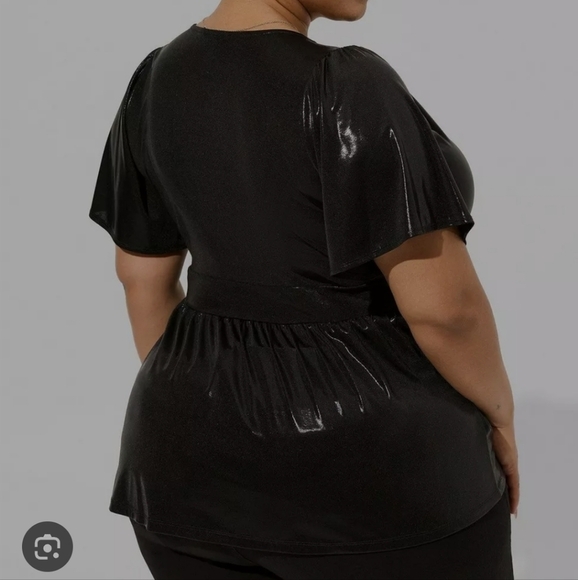 Torrid NWT Liquid Shine Deep Black Glossy Surplice Peplum Blouse Medium - Picture 11 of 11